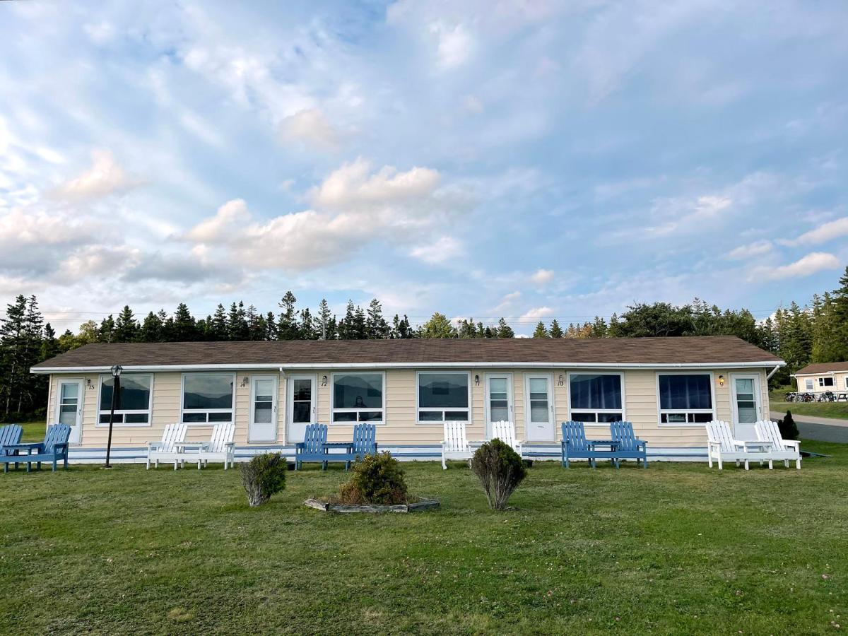 Sea Breeze Motel Ingonish Eksteriør bilde