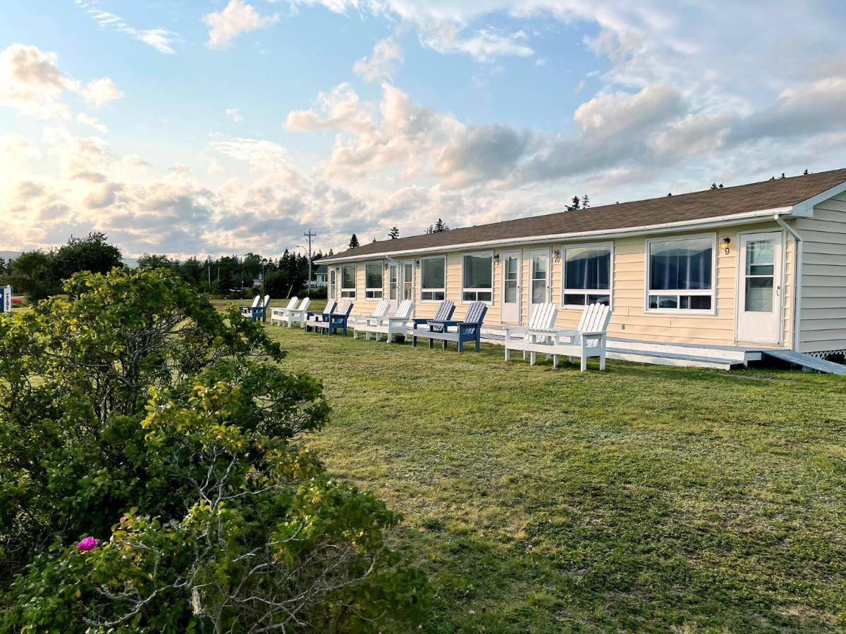 Sea Breeze Motel Ingonish Eksteriør bilde